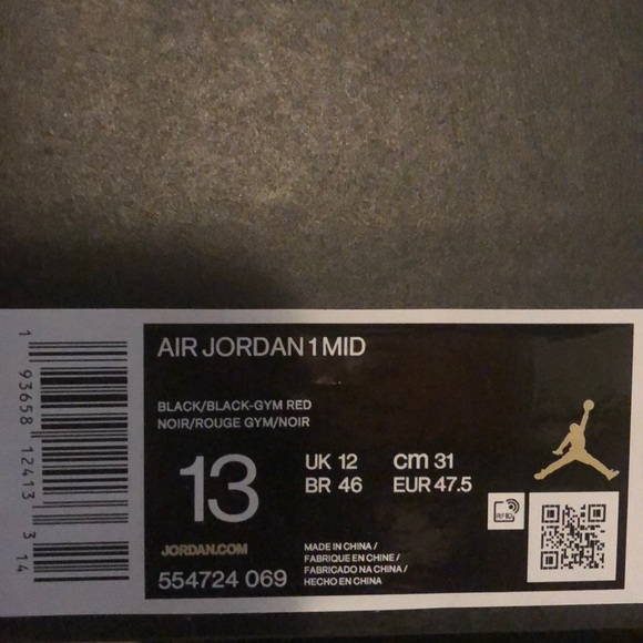 NIKE AIR JORDAN 1 MID ‘CHICAGO BLACK TOE’ SNEAKERS - Picture 14 of 15